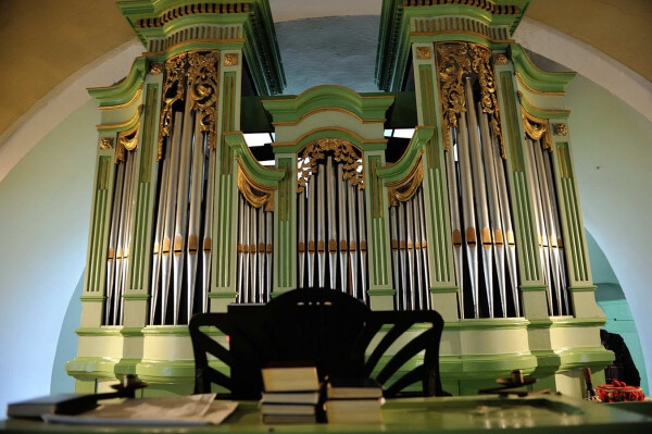 templom orgona